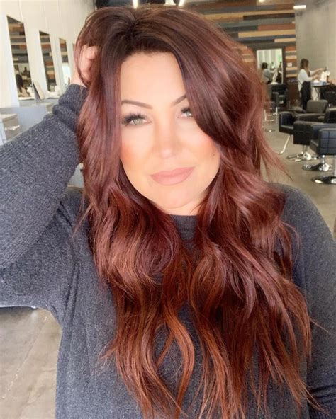 red and auburn hair color